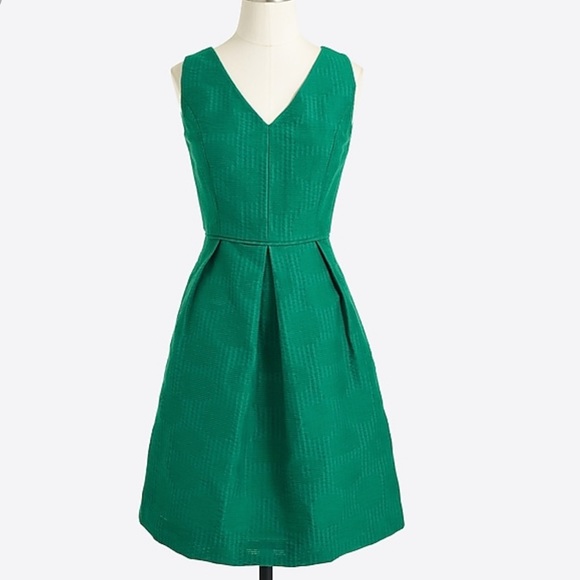 Flattering Jacquard dress by J. Crew - Picture 3 of 4